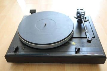 Thorens - TD 2001 Platenspeler, Nieuw