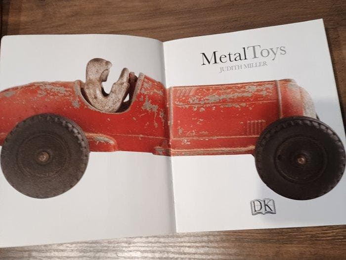 Judith Miller - Metal Toys - 2006-2006, Antiek en Kunst, Antiek | Speelgoed