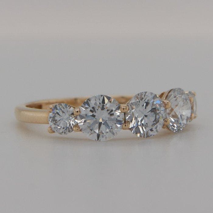 Zonder minimumprijs - Ring - 14 karaat Geel goud - 2.10ct., Handtassen en Accessoires, Ringen