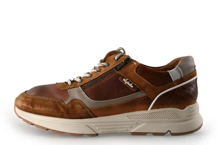 Australian Sneakers in maat 45 Cognac, Kleding | Heren, Schoenen, Overige kleuren, Zo goed als nieuw, Sneakers, Verzenden