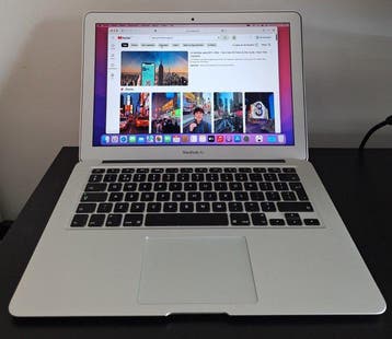 Apple MacBook Air 13” 2015 – 8GB RAM – SSD – Fonctionnel –