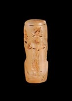 Nabije Oosten Chalcedony Cylinder seal