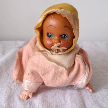 Toy Nomura - bébé qui rampe - Jouet en étain à remontoir -