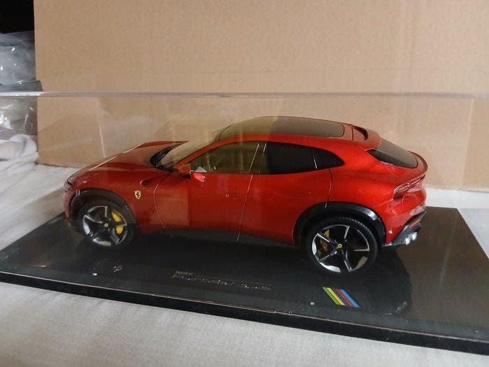 Polistil 1:18 - Modelauto - Ferrari Purosangue - Ferrari, Hobby en Vrije tijd, Modelauto's | 1:5 tot 1:12