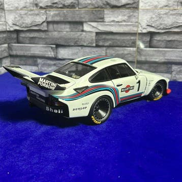 Exoto 1:18 - Model raceauto - Exoto Racing Legends Limited