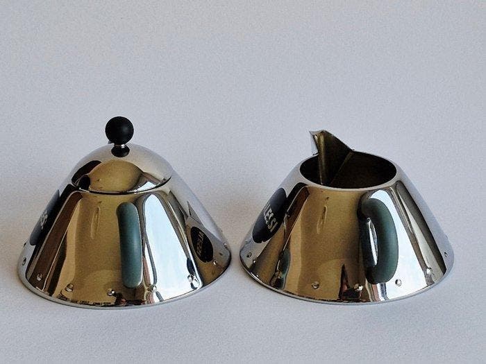 Alessi - Michael Graves - Suiker en roomstel - Milk jug and, Antiek en Kunst, Antiek | Meubels | Stoelen en Sofa's