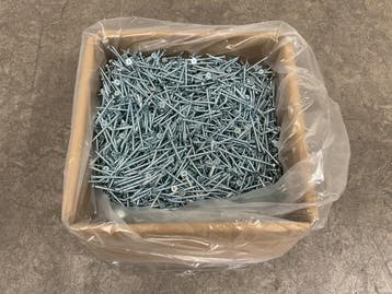 Veiling - Doos gipsplaatschroeven ø3,9x51mm verzinkt, Doe-het-zelf en Bouw, Nieuw