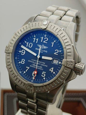 Breitling - Avenger Seawolf Chronometer 3000 Meters - E17370, Nieuw