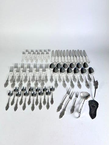 Robbe & Berking - Ménagère pour 12 personnes (65) - Frisons, Antiek en Kunst