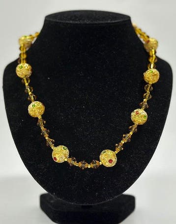 Ketting – Blad Goud 24K Amber, met inlays van Rode Robijn en, Antiek en Kunst