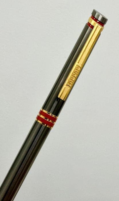 Cartier - Stylo à bille, Collections, Stylos