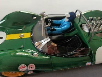 Tecnomodel 1:18 - Voiture de sport miniature - Lotus 40 1965