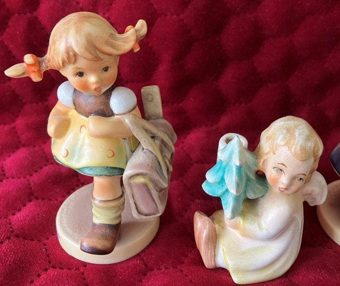 Beeldje - 3 Goebel - M.I Hummel - jaren 1970-2000, Antiek en Kunst, Curiosa en Brocante