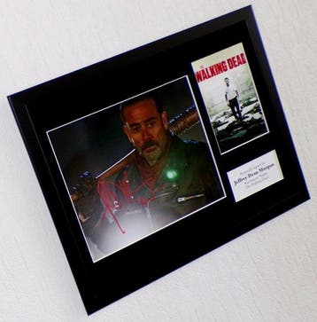 Walking Dead - Jeffrey Dean Morgan (Negan) Premium Framed,