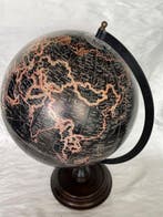 Globe - Vintage realizado en metal y madera 46 cm de alto -