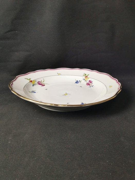 Meissen - Deutches blumen - Piatto da portata - D.32cm - In, Antiek en Kunst, Antiek | Meubels | Tafels
