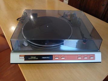 TEAC - P-9 Tourne-disque