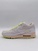 Nike - Nike Air Max 90 KAWS White Volt - Sneakers - Maat: EU, Kleding | Heren, Schoenen, Nieuw