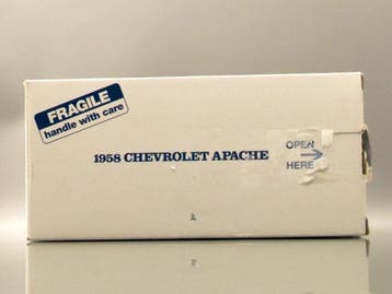 Danbury Mint 1:24 - Modelauto - 1958 Chevrolet Apache -, Nieuw