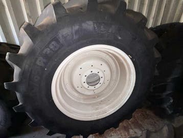 Online veiling - Michelin Multibib 650/65R38 op Valtra, Ophalen, Nieuw