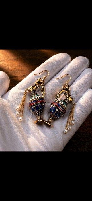 Exquises boucles doreilles vintage des années 80 - Boucles