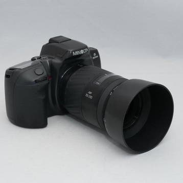 Minolta 303si + AF 4.5-5.6/70-210mm | Single lens reflex, Nieuw