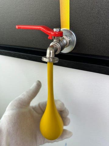 Santicri - Essence control, yellow