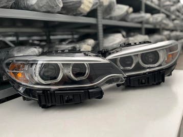 BMW 2 F22 F23 XENON KOPLAMP R L 7304463 7304464, Auto-onderdelen, Verzenden, Gebruikt, BMW