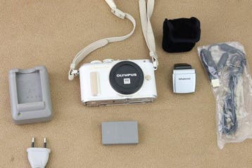 Olympus PEN E-PL8 Body + Accessoires Digitale camera