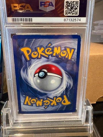 Pokémon - 1 Graded card - Alakazam 1/102 First edition, Foil, Hobby & Loisirs créatifs