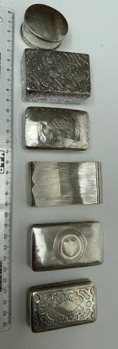 Snuifdoos (6) - .835 zilver - Set 6 Antieke Snuifdozen, Antiek en Kunst