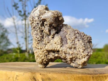 Incroyable gros spécimen naturel d’agate raisin (calcédoine)