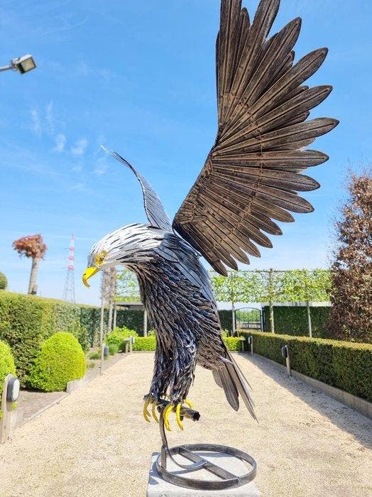Beeldje - Flying Eagle - metal, Antiquités & Art, Art | Objets design
