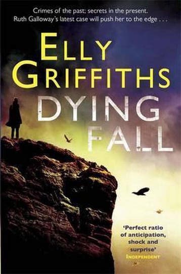 A Dying Fall 9780857388896 Elly Griffiths, Verzenden, Elly Griffiths