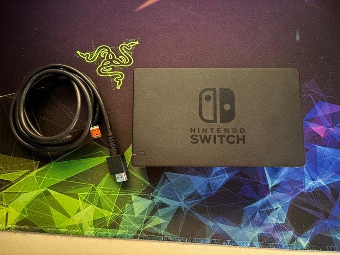 Nintendo - Switch - V2 with cover - Handheld gaming console, Consoles de jeu & Jeux vidéo, Consoles de jeu | Accessoires Autre