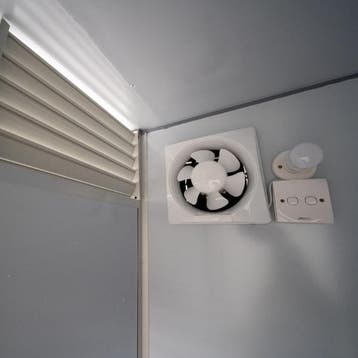 Mobiel Toilet – Compacte Prefab Unit (1,1 x 1,1 m), Verzenden, Nieuw, Toilet