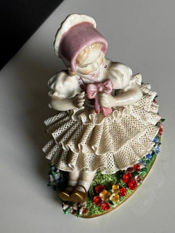 Sitzendorf - Beeldje - Porselein, Antiquités & Art