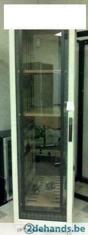 Compaq 19inch netwerk kast - Netork Rack - 42u, Computers en Software, Ophalen of Verzenden, Gebruikt