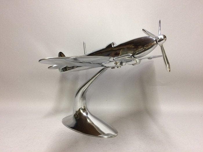 Model militair voertuig - Spitfire, Antiquités & Art, Art | Objets design