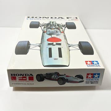 Tamiya 1:12 - Modèle réduit - Honda F-1 (John Surtees) Big, Hobby & Loisirs créatifs
