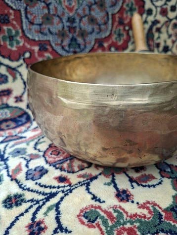 Ancien bol chantant Thadobati de 19 cm. - Népal - Fin du XXe, Antiquités & Art