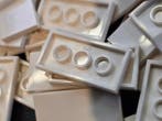 Lego - Speelgoed New Tile 2 x 4 White 300pcs, Kinderen en Baby's, Nieuw