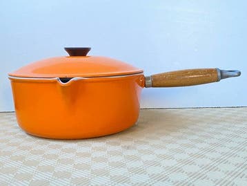 Le Creuset - Steelpan (2) - Geëmailleerde font