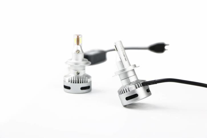 OEM LINE - LED Verlichting | Dimlicht / Grootlicht voor kopl, Auto diversen, Tuning en Styling, Ophalen of Verzenden