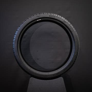4x 285/30/22 101Y AO Pirelli P Zero 22 inch Zomerbanden, Autos : Pièces & Accessoires, Pneus & Jantes, Ophalen of Verzenden, Band(en)