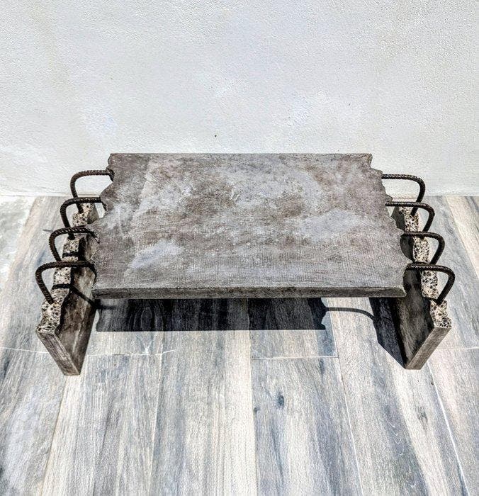 Wallavibe - D.B - Table basse - Mesa U - Style brutaliste -, Antiek en Kunst, Curiosa en Brocante