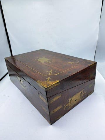 Cercueil - Coffre de rangement / Coffre de table - Acajou -, Antiek en Kunst