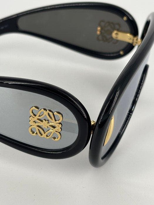 Loewe - Lunettes de soleil, Handtassen en Accessoires, Zonnebrillen en Brillen | Dames