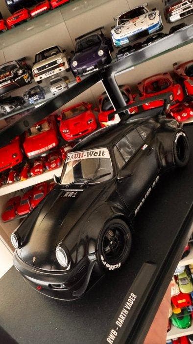 Solido 1:18 - Modelauto - Porsche 911 (964) RWB Rauh-Welt, Hobby en Vrije tijd, Modelauto's | 1:5 tot 1:12