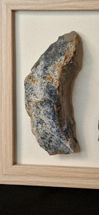 Paléolithique Silex biface outils lames silex taillée